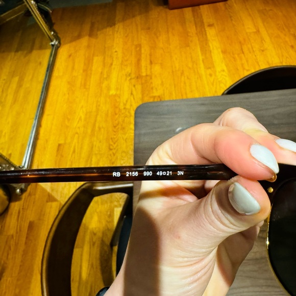 Raybans - Picture 4 of 5